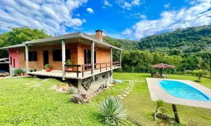 Ferreira Negócios Imobiliários Vende	Chácara em Caxias do Sul Bairro 3ª légua Chácara