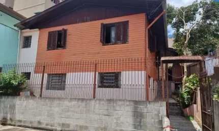 Ferreira Negócios Imobiliários Vende	Casa em Caxias do Sul Bairro Rio Branco Casa - RESERVADA