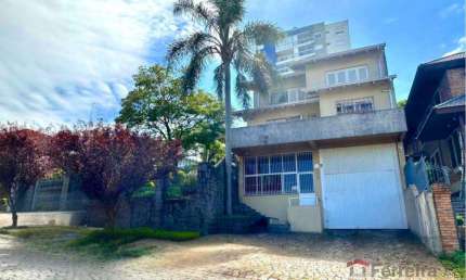 Ferreira Negócios Imobiliários Vende	Casa em Caxias do Sul Bairro Madureira Casa