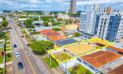 Casa com 3 quartos à venda na Rua Deputado Waldemiro Pedroso, 397, Novo Mundo, Curitiba, 500 m2 por R$ 1.130.000