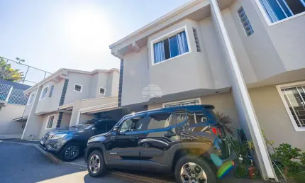 Casa em condomínio fechado com 3 quartos à venda na rua conde dos arcos, 488, lindóia, curitiba, 85 m2 por r$ 705.000