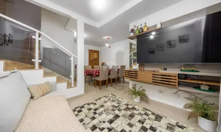 Apartamento com 4 quartos à venda na Rua Everly Terezinha Pipcak Luqueta, 384, Sítio Cercado, Curitiba, 108 m2 por R$ 560.000
