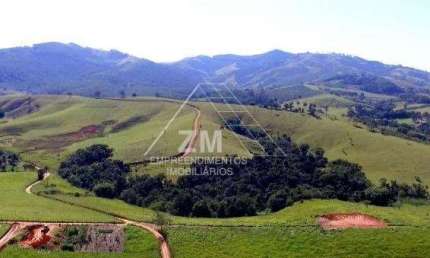 Chácara / sítio com 1 quarto à venda na Rua Presidente Tancredo Neves, 3, Centro, Monte Sião, 4000 m2 por R$ 165.000