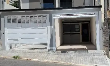 Sobrado novo, 03 suítes, 02 vagas, 105 mts² santa terezinha