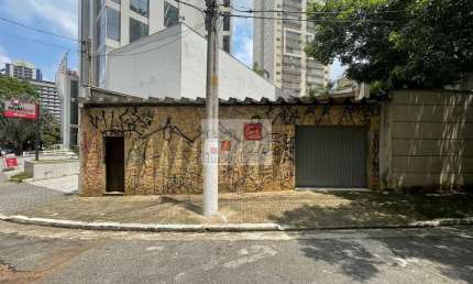 Excelente imóvel residencial ou comercial na região Anália Franco