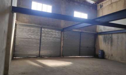 Loja para Locação em Itaboraí, Venda das Pedras, 2 banheiros, 2 vagas