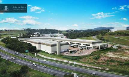 Galpão com 1293 m,2 esse galpão possui  com 2 docas