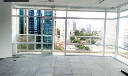 Sala  comercial para locação no Brooklin  Com 54m² de área útil e 2 vagas