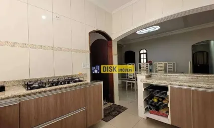 Sobrado com 3 dormitórios à venda, 192 m² por r$ 675.000 - parque gerassi - santo andré/sp