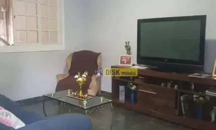 Casa térrea com 3 dormitórios e 2 vagas – 114 m² – centro de são bernardo do campo