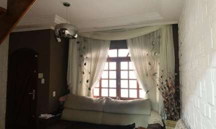 Casa com 4 quartos à venda na Vila Ema, São Paulo  por R$ 890.000