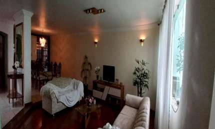 Casa com 4 quartos para alugar na Mooca, São Paulo 