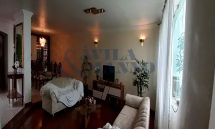 Casa com 4 quartos para alugar na Mooca, São Paulo 