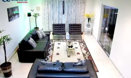 Casa com 3 quartos à venda na Vila Lourdes, São Paulo  por R$ 650.000