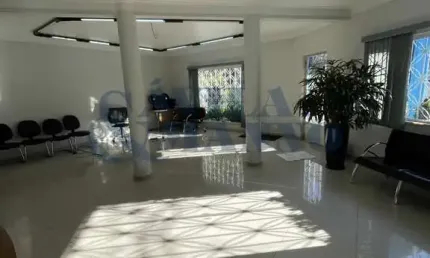 Imperdível Casa Comercial no  Mooca - São Paulo-SP! 6 Salas, 5 Banheiros, 4 Vagas, 360m² de Área. Agende sua visita!