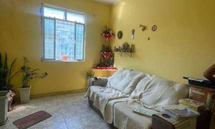 Casa à venda em Rio de Janeiro, Irajá, com 2 quartos, com 60 m²