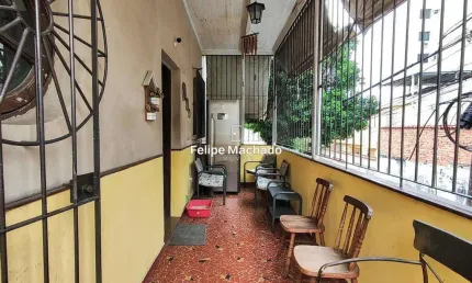 Casarão antigo no coração do Méier - Localização e potencial incrível