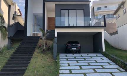 Linda casa a venda no Bella Citta Fazenda Rodeio em Mogi das Cruzes