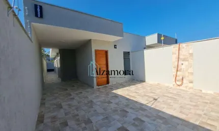 Casa nova com 2 dormitórios e piscina acabamento excelente na nova itanhaem