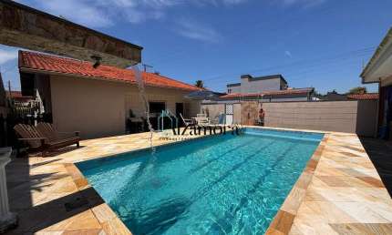 Casa com piscina, 100 metros da praia no Cibratel II, Itanhaém/SP