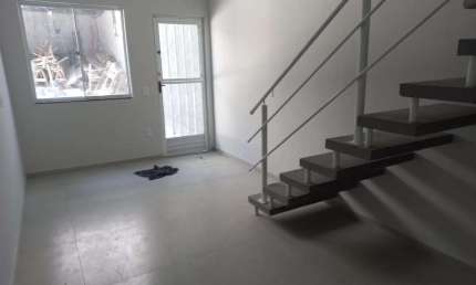 Casa Duplex para Venda em São Gonçalo, Laranjal, 2 dormitórios, 2 banheiros, 1 vaga