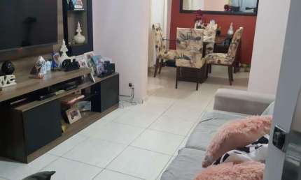 Casa Plana para Venda em São Gonçalo, Gradim, 3 dormitórios, 1 suíte, 2 banheiros, 2 vagas