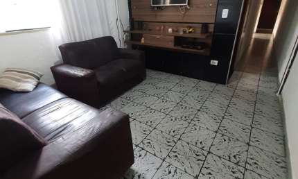 LINDA CASA NO JD NOVA POÁ COM MUITO ESPAÇO E COMODIDADE