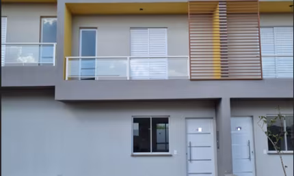 Casa com 2 quartos à venda no Jardim Modelo, Suzano 