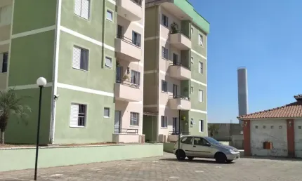 APARTAMENTO DOIS DORMITÓRIOS COM SACADA À VENDA EM SUZANO