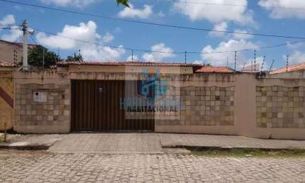 Casa com 3 quartos à venda na Professor Hermógenes Medeiros, 3285, Candelária, Natal por R$ 655.000