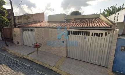 Casa com 3 quartos à venda na Aeroporto Dois de Julho, 242, Emaús, Parnamirim por R$ 290.000