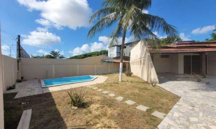 Casa com 3 quartos à venda na Pintor Newton Navarro, 1, Pitimbu, Natal por R$ 480.000