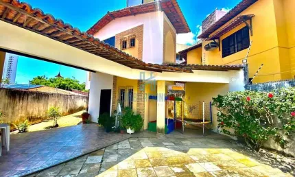 Casa com 4 quartos à venda na Neuza Farache, 1870, Capim Macio, Natal por R$ 670.000