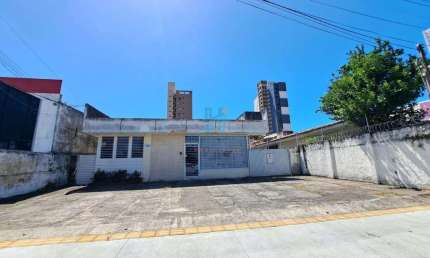 Casa comercial com 4 salas para alugar na Amintas Barros, 2717, Lagoa Nova, Natal por R$ 6.000