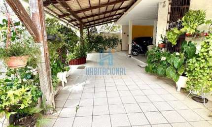 Casa com 4 quartos à venda na Dos Tororos, 2241, Lagoa Nova, Natal por R$ 700.000