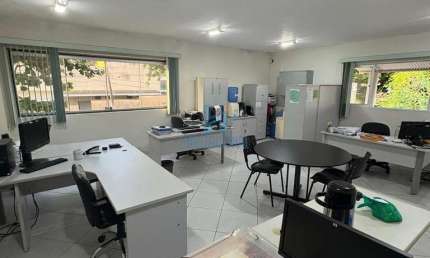 Sala comercial para alugar na dos Pinheirais, 684, Neópolis, Natal por R$ 1.887