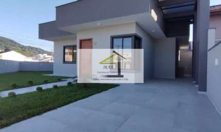 Casa dos sonhos com 82m², perfeita para sua família!