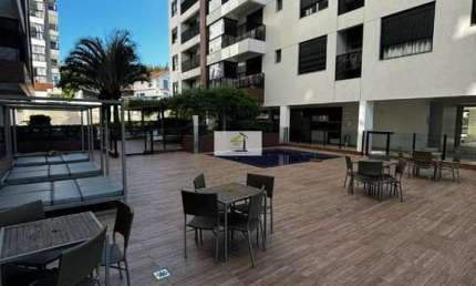 Lindo apartamento em alto padrão de 02 quartos com suíte e garagem.