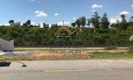Terreno a venda com 456 m² no Condomínio Alphaville 3 em Votorantim/SP.
