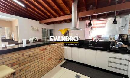 Casa em Condomínio para Venda em Cuiabá, Recanto dos Pássaros, 3 dormitórios, 1 suíte, 3 banheiros, 4 vagas