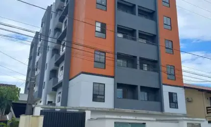 Apartamento Padrão para Venda no Bairro Jardim Iririú em Joinville-SC