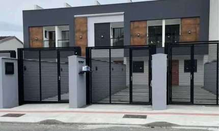 Casa com 3 quartos à venda na Rua Chopin, Iririú, Joinville