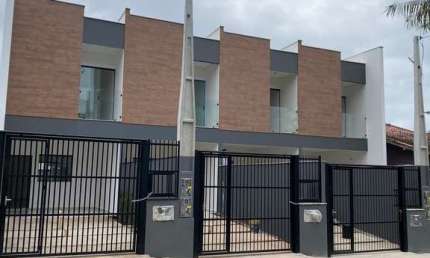Casa com 3 quartos à venda na Rua Arco-Íris, 25, Iririú, Joinville