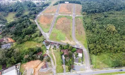 Terreno à venda na Rua dos Esportistas, Itinga, Joinville
