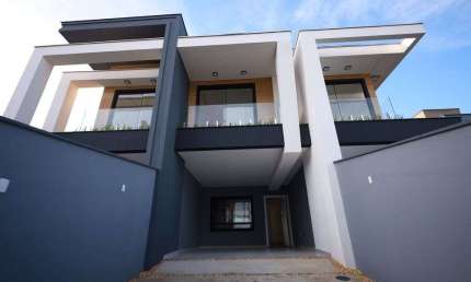 Casa com 3 quartos à venda na Rua Presidente Nilo Peçanha, Floresta, Joinville