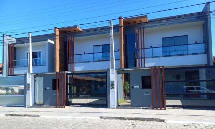 Casa com 3 quartos à venda na Rua Presidente Nilo Peçanha, Floresta, Joinville