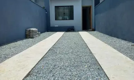 Sobrado à venda no bairro Santo Antônio - Joinville/SC