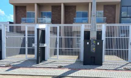 Casa com 2 quartos à venda na Rua São Firmino, Vila Nova, Joinville