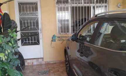 Sobrado a Venda com 3 dorms, 2 vagas, Vila Taquari, Itaquera