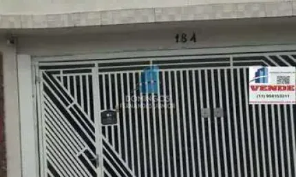 Casa com 2 quartos 1 suíte  e 2 vagas na Vila Nova York